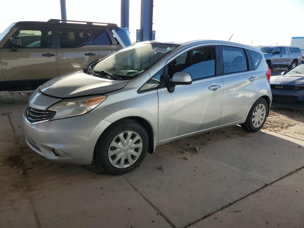  Salvage Nissan Versa