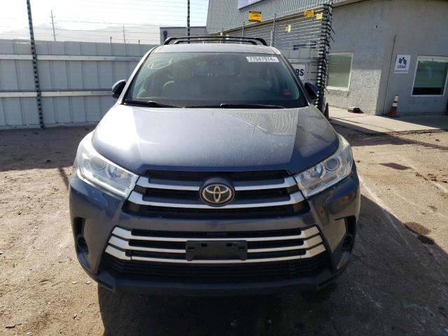 VIN 5TDBZRFH6JS838712 2018 Toyota Highlander, LE no.5