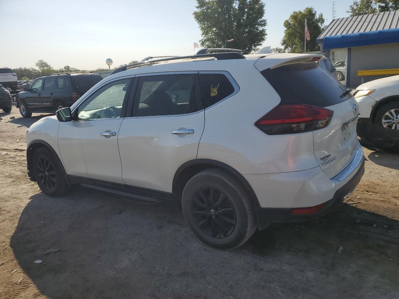 Lot #2969940152 2017 NISSAN ROGUE S