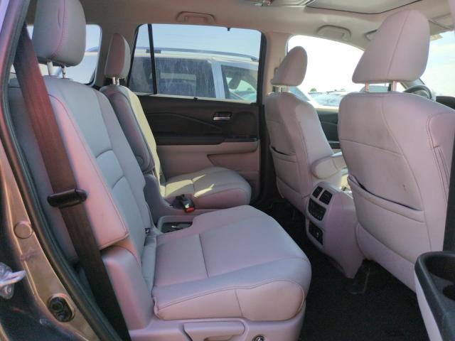 2021 HONDA PILOT TOUR - 5FNYF5H69MB022738