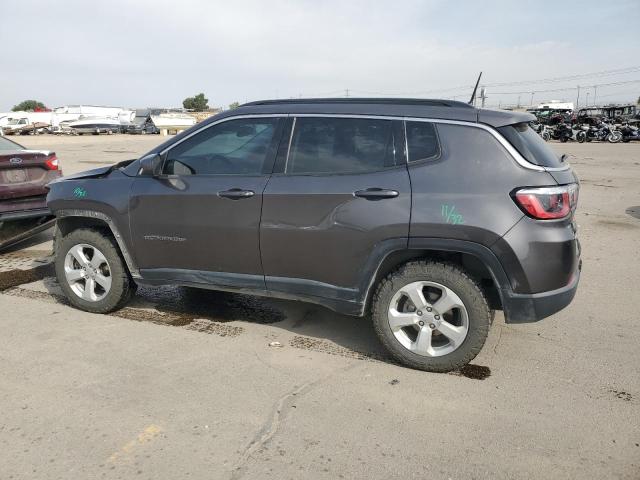 VIN 3C4NJDBB5JT259189 2018 Jeep Compass, Latitude no.2