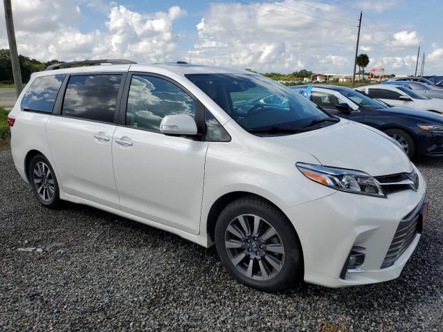 VIN 5TDYZ3DC1JS954835 2018 Toyota Sienna, Xle no.4