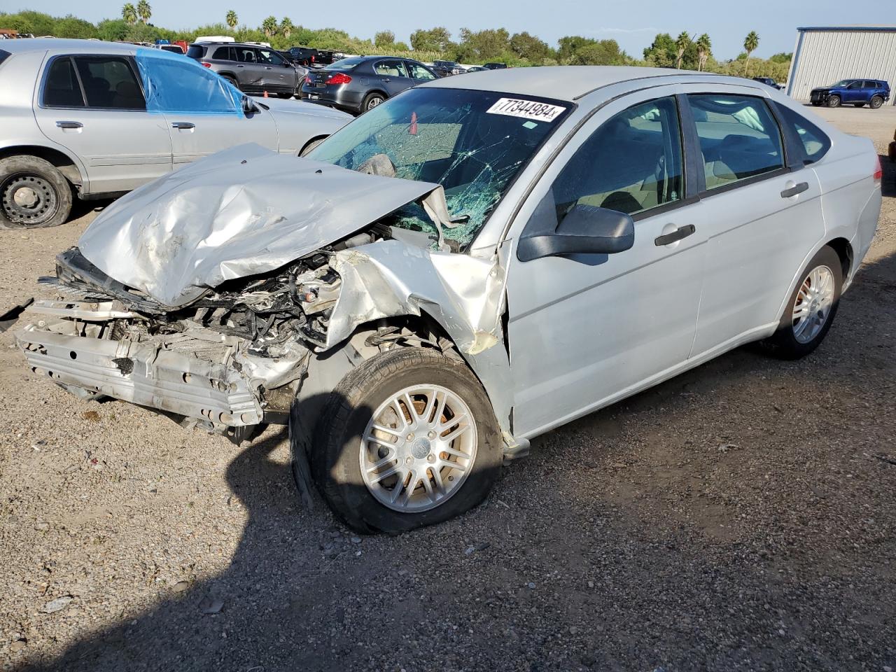 FORD FOCUS SE 2008 silver  gas 1FAHP35NX8W130662 photo #1