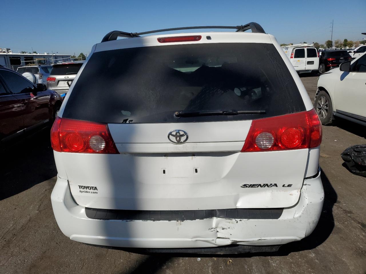 Lot #2907608679 2008 TOYOTA SIENNA CE