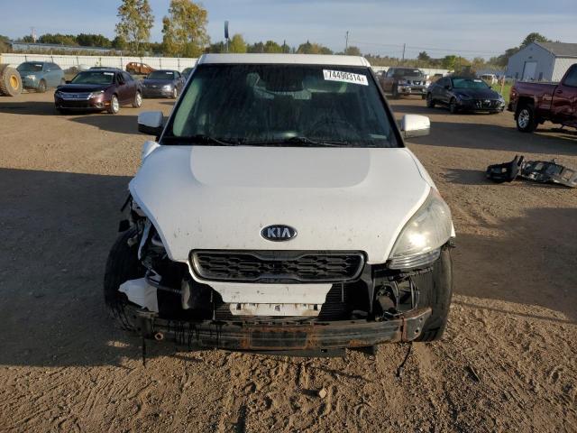 VIN KNDJT2A61D7777231 2013 KIA Soul, + no.5