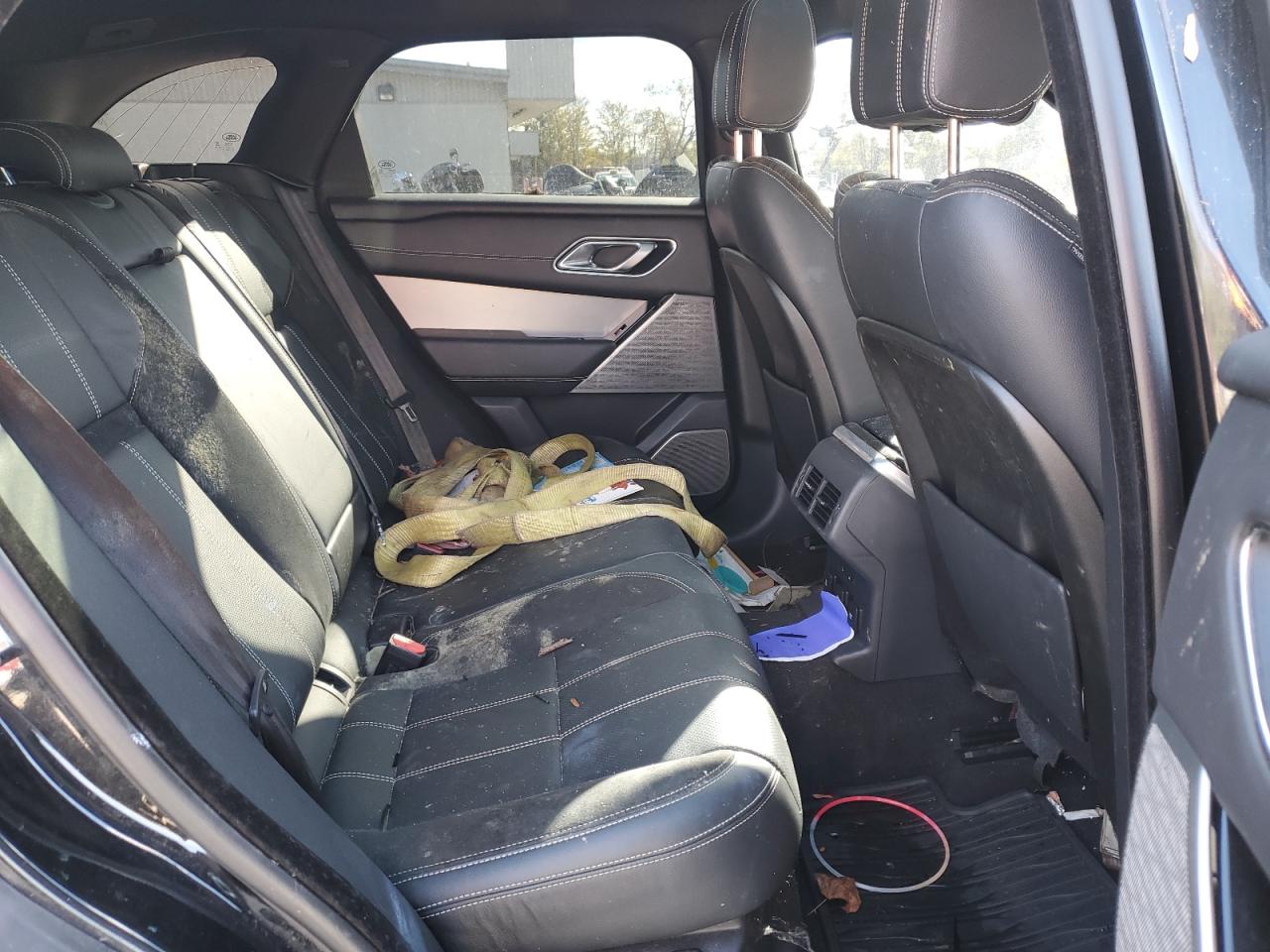 LAND ROVER RANGE ROVER R-DYNAMIC SE