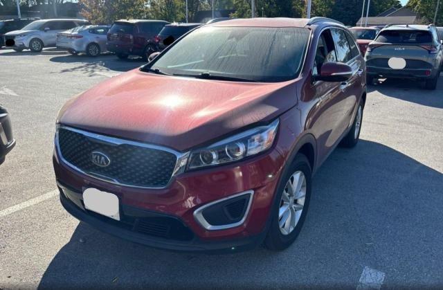 VIN 5XYPG4A31JG381878 2018 KIA Sorento, LX no.2