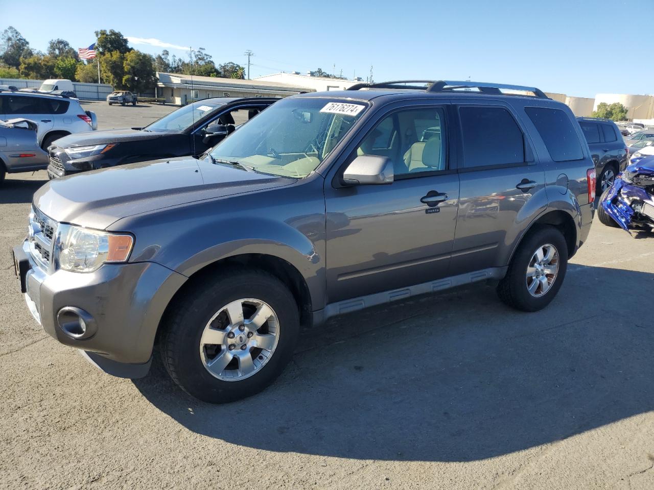  Salvage Ford Escape