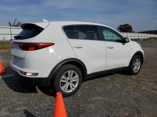 VIN KNDPMCAC7H7246723 2017 KIA Sportage, LX no.3