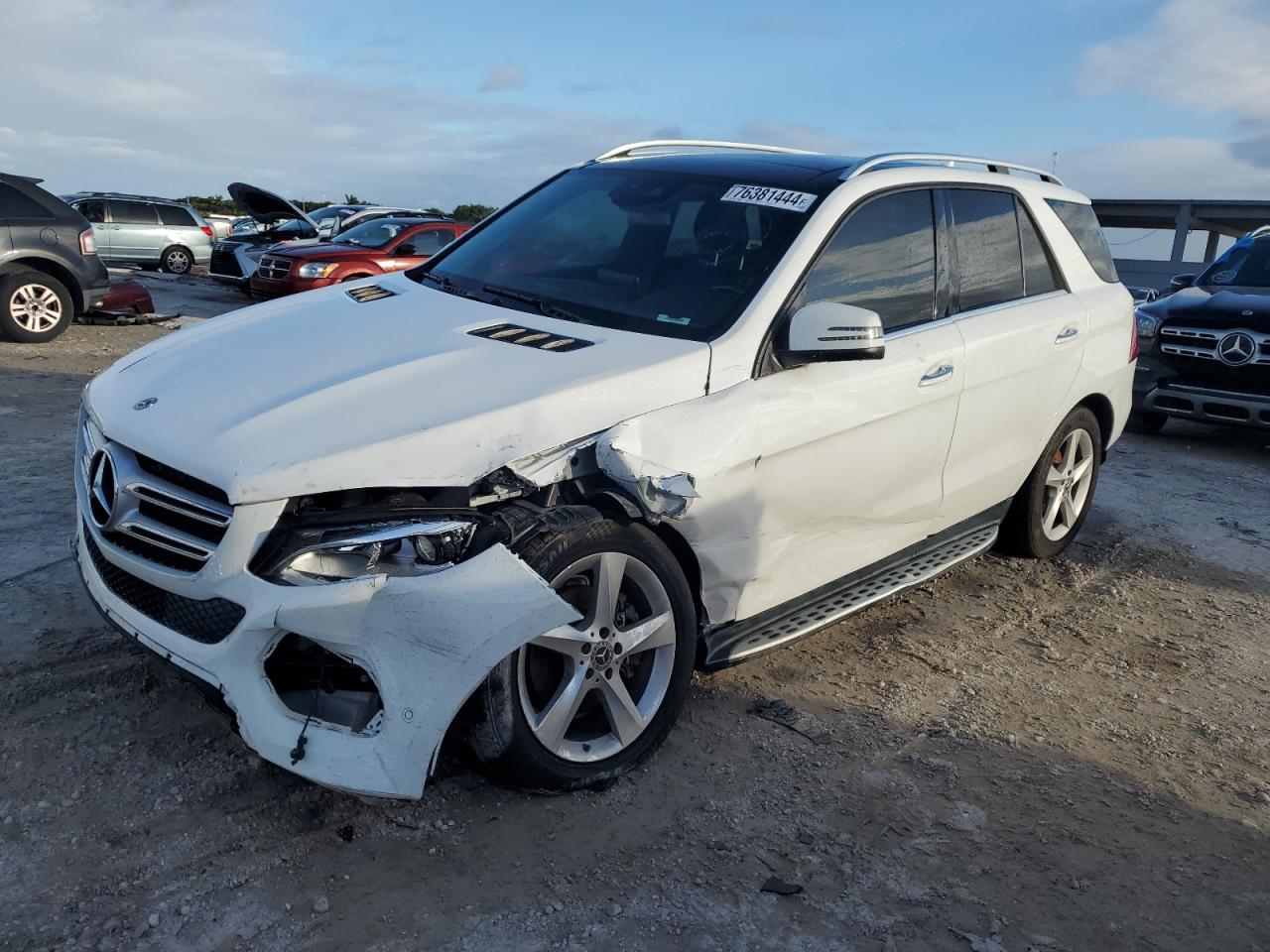 Mercedes-Benz GLE-Class 2018 Base