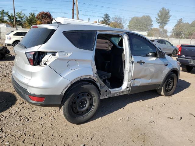 VIN 1FMCU0F70JUB92760 2018 FORD ESCAPE no.3