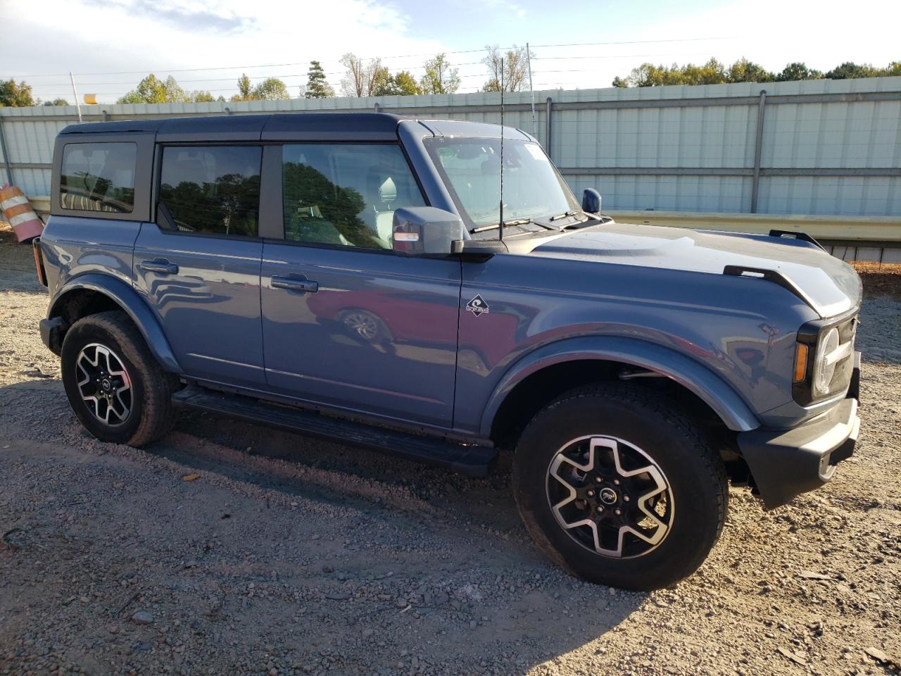 Lot #2976589575 2023 FORD BRONCO BAS