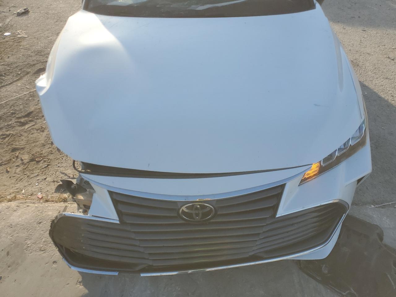 Lot #3036933721 2019 TOYOTA AVALON XLE