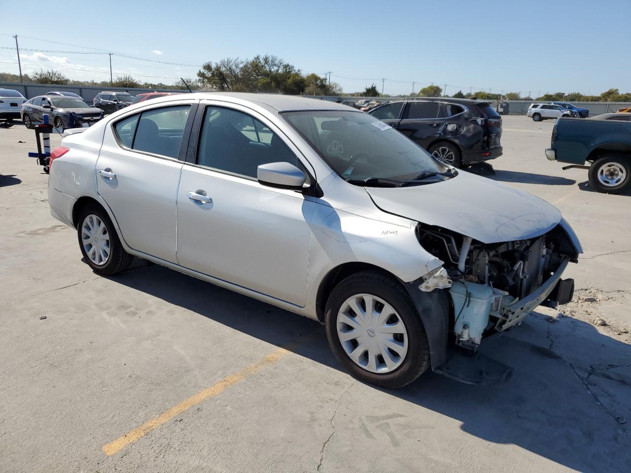 Lot #3024952435 2019 NISSAN VERSA S