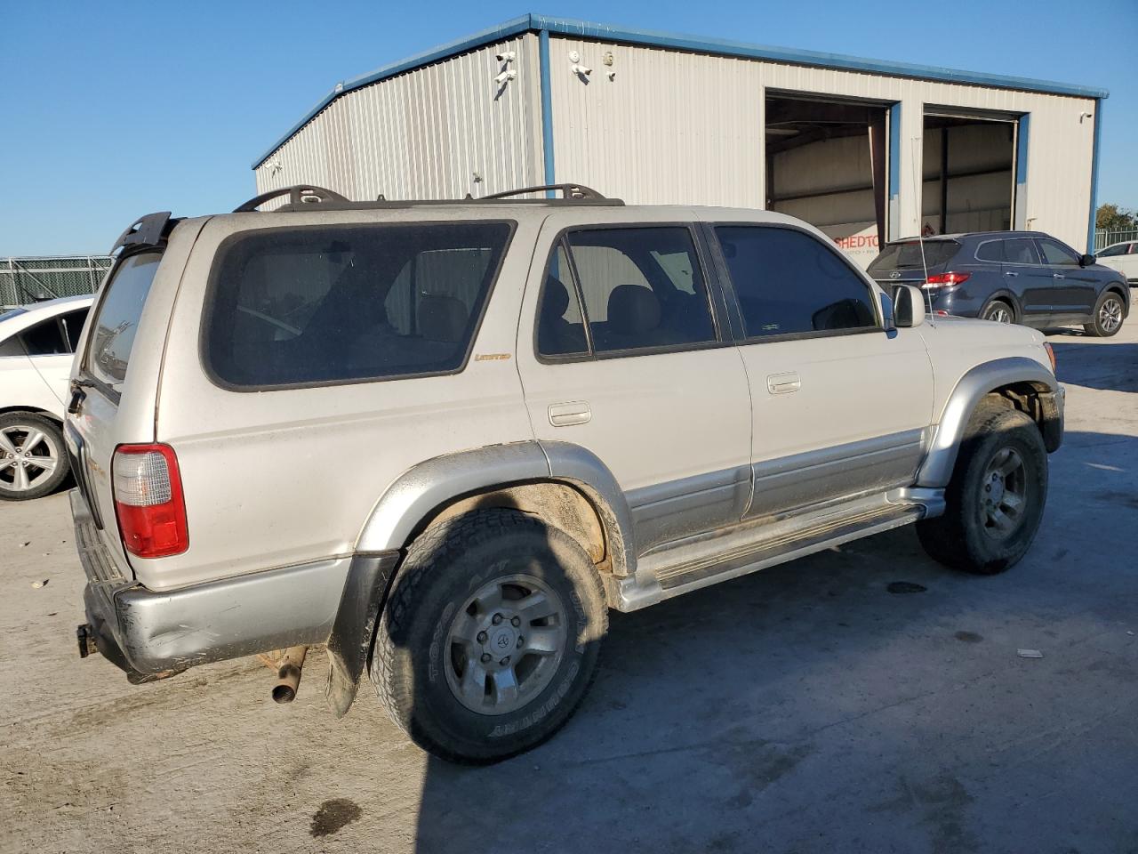 Lot #2928103384 1999 TOYOTA 4RUNNER LI