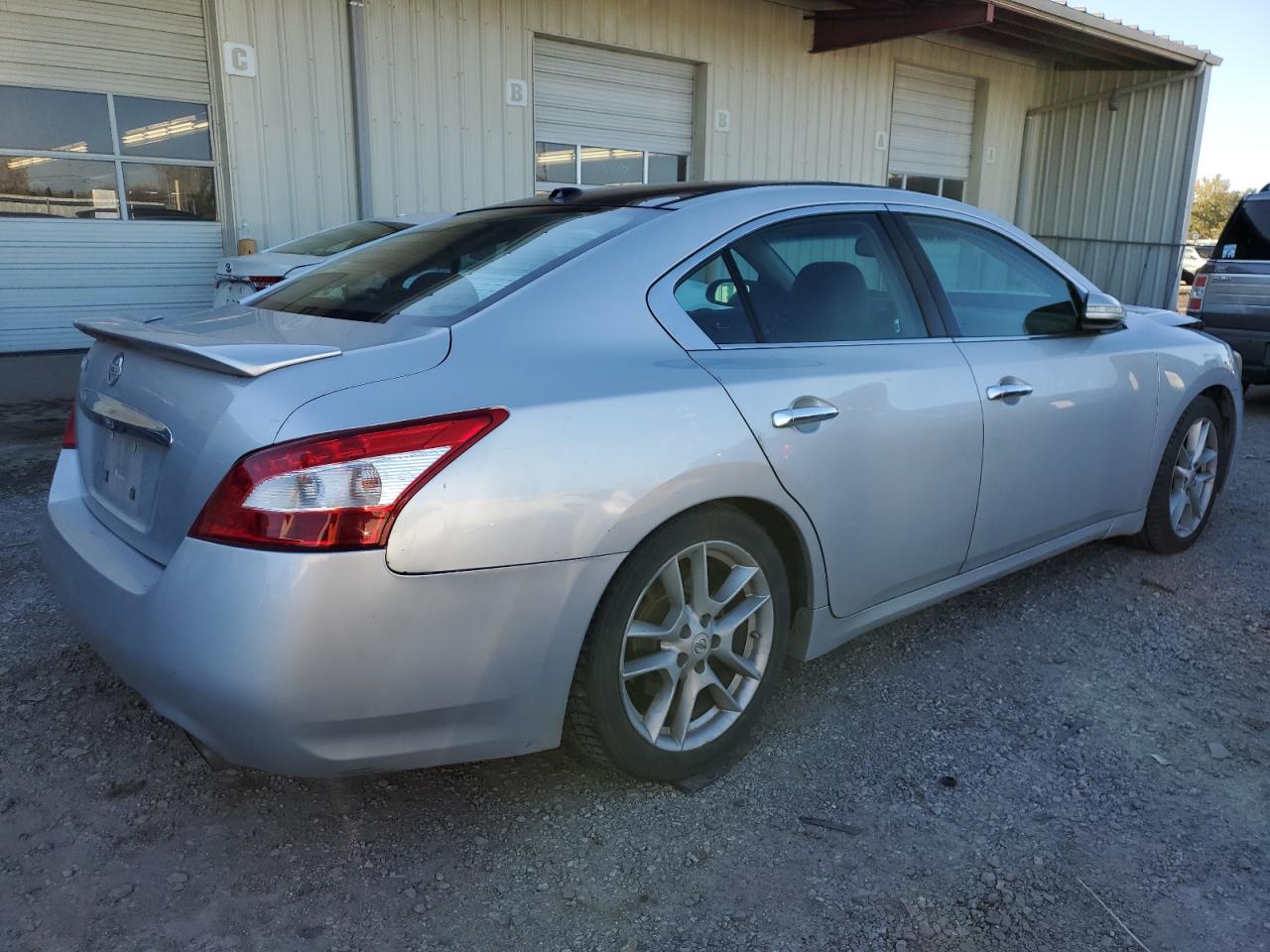 Lot #3034438719 2010 NISSAN MAXIMA S