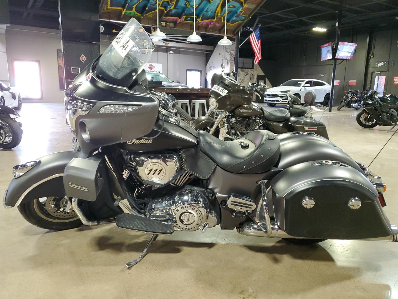 Lot #2943251396 2019 INDIAN MOTORCYCLE CO. ROADMASTER