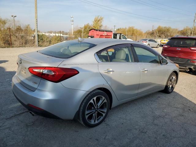 VIN KNAFZ4A80E5070682 2014 KIA Forte, EX no.3