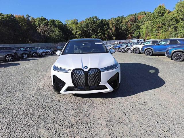 2025 BMW IX XDRIVE50 WB523CF00SCS98944