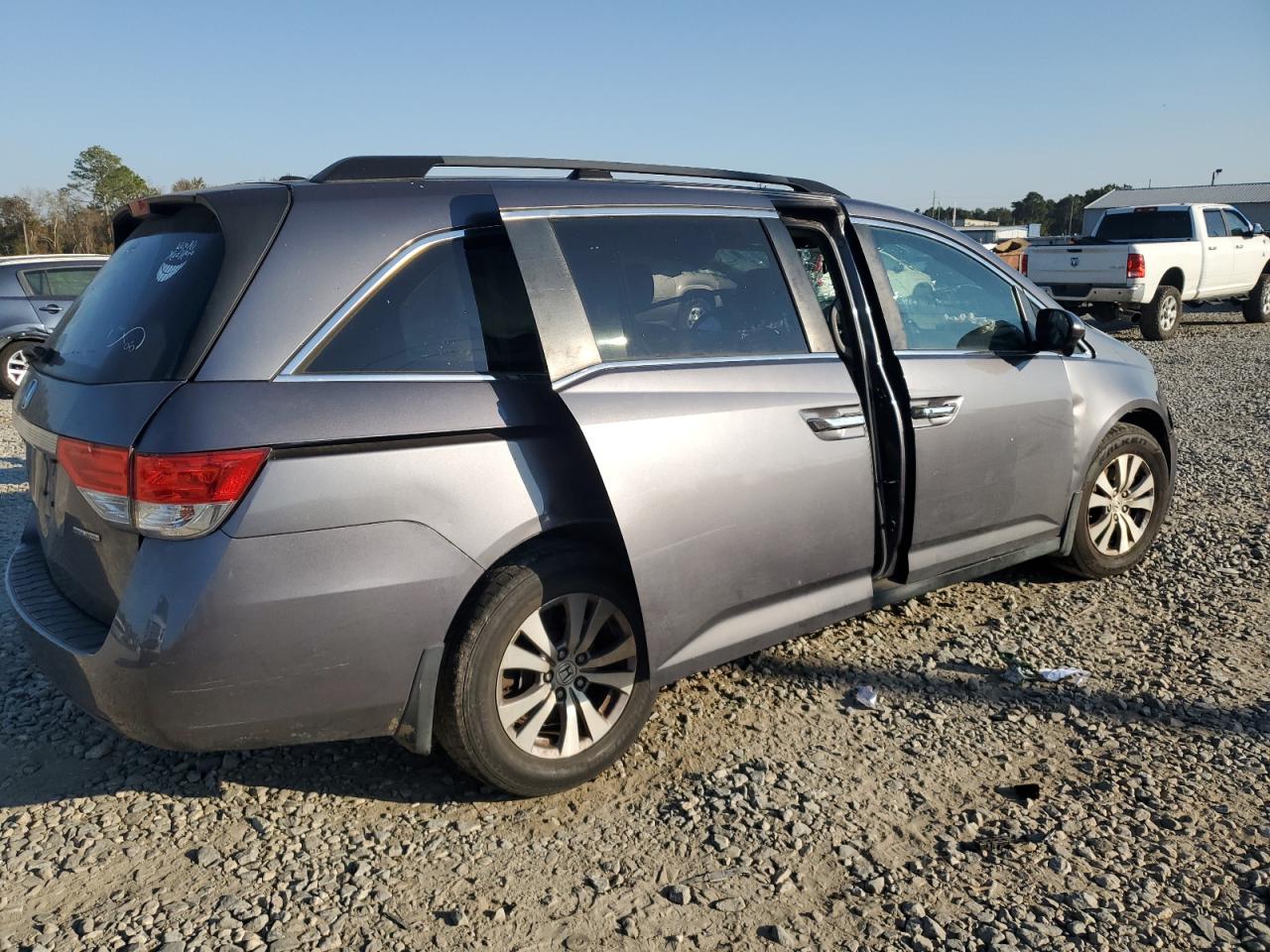 Lot #2952665213 2016 HONDA ODYSSEY SE