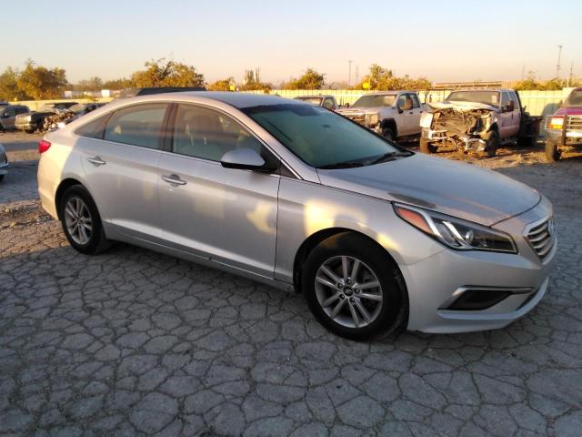 VIN 5NPE24AF8HH528149 2017 Hyundai Sonata, SE no.4