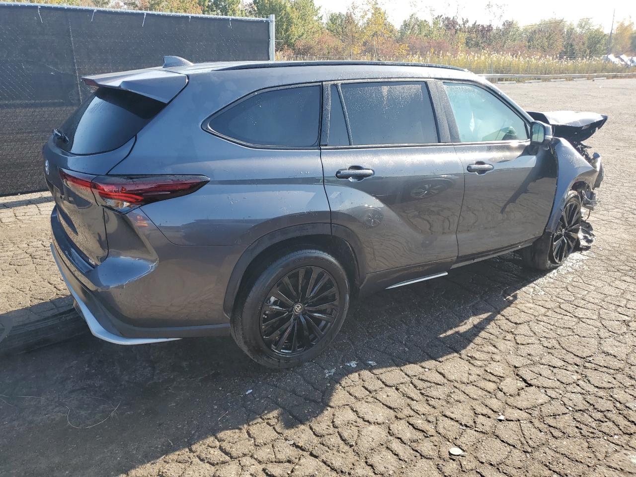 Lot #2969934978 2024 TOYOTA HIGHLANDER