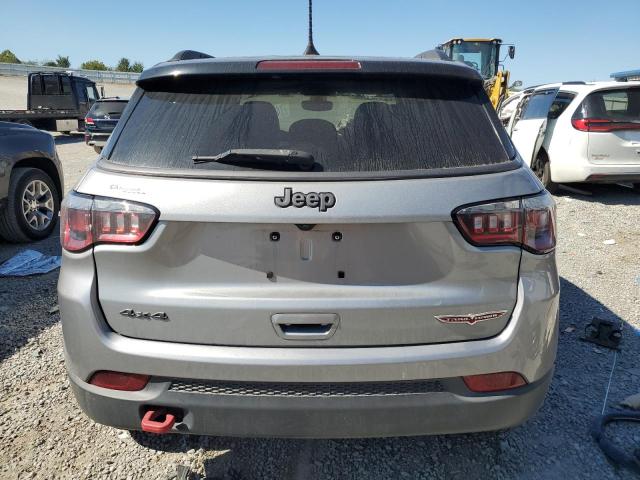 VIN 3C4NJDDB6JT470060 2018 JEEP COMPASS no.6