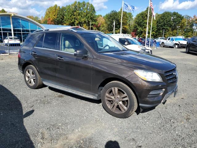 VIN 4JGDA2EB6EA281495 2014 Mercedes-Benz ML-Class, ... no.4