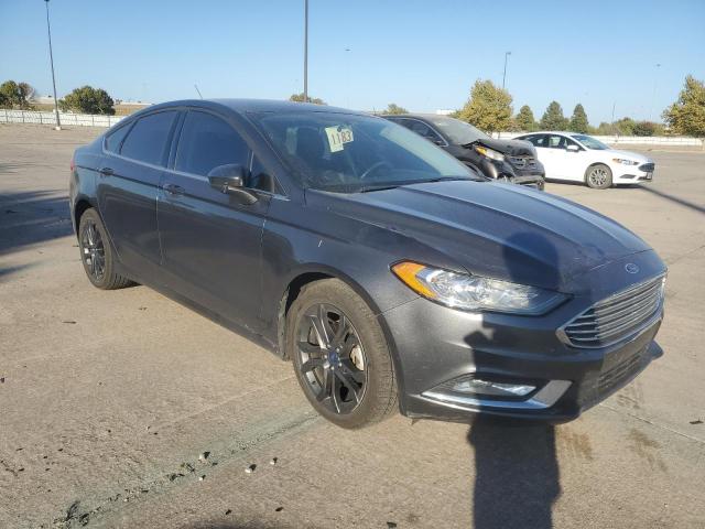 VIN 3FA6P0HD0JR186398 2018 Ford Fusion, SE no.4