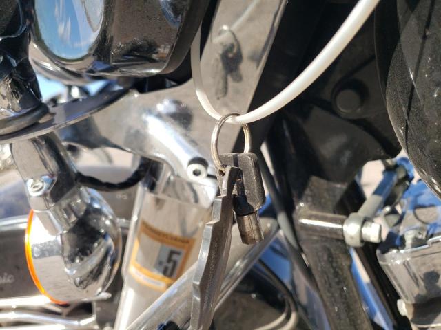 2011 HARLEY-DAVIDSON FLHTC 1HD1FF413BB645630