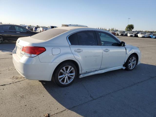 VIN 4S3BMBC66D3024090 2013 Subaru Legacy, 2.5I Premium no.3