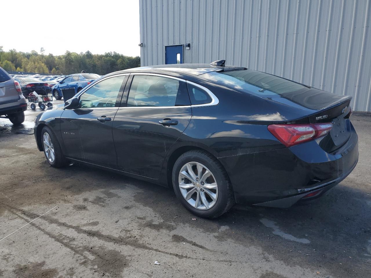 Lot #2990901305 2020 CHEVROLET MALIBU LT