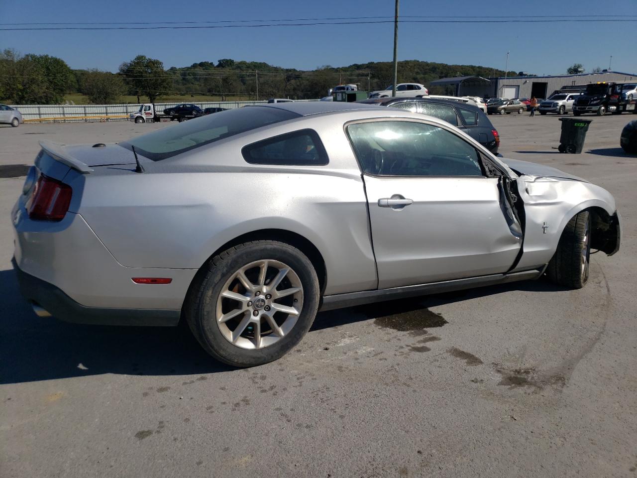 Lot #2962518859 2010 FORD MUSTANG