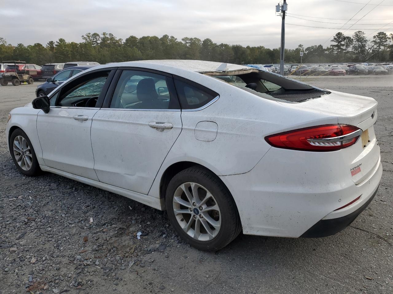 Lot #3006459132 2019 FORD FUSION SE