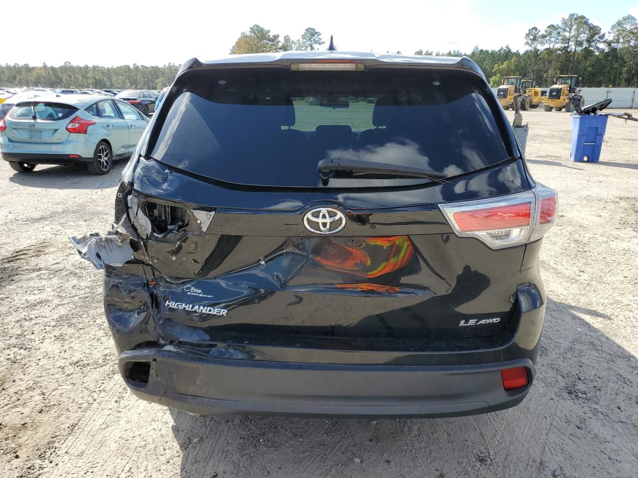 Lot #2972241126 2016 TOYOTA HIGHLANDER