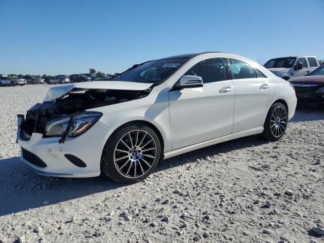 MERCEDES-BENZ CLA 250 4M