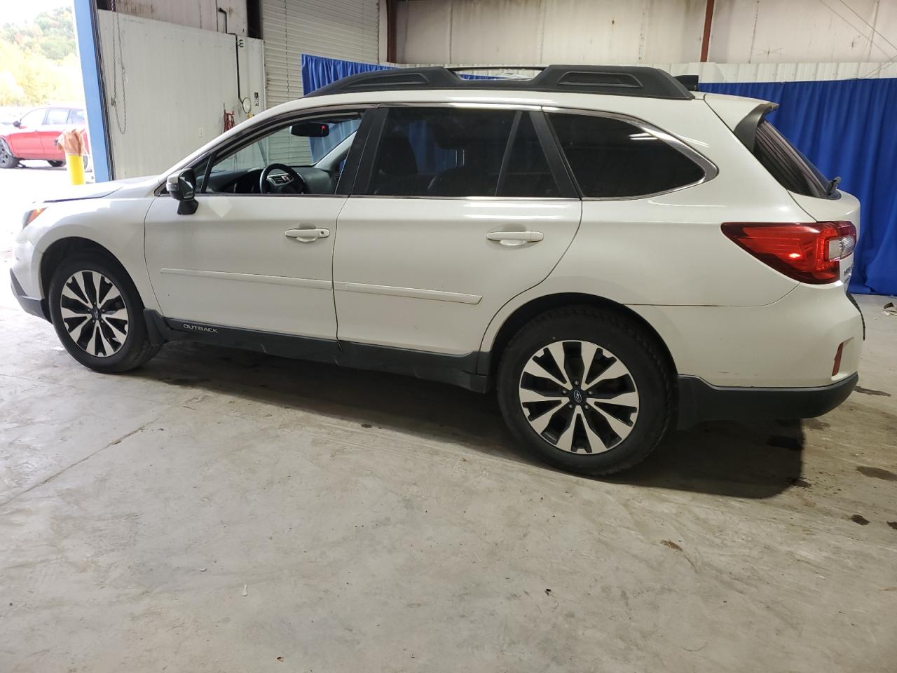 Lot #2907185657 2016 SUBARU OUTBACK