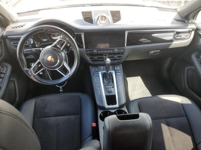 VIN WP1AA2A50LLB04058 2020 Porsche Macan no.8