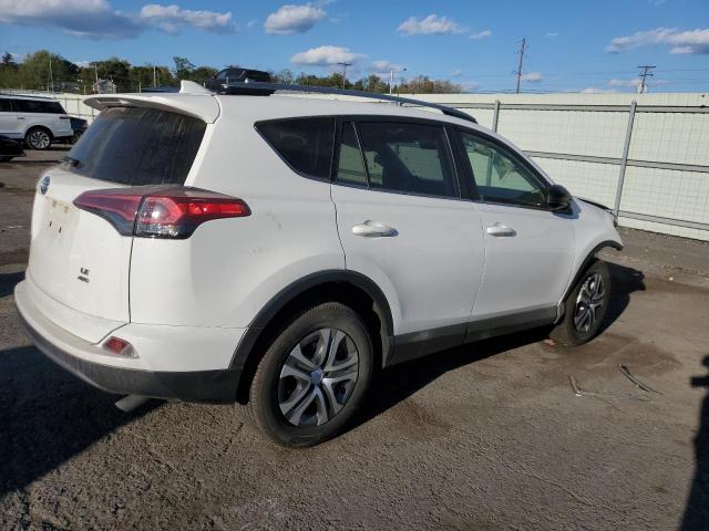 VIN JTMBFREVXHJ135864 2017 Toyota RAV4, LE no.3