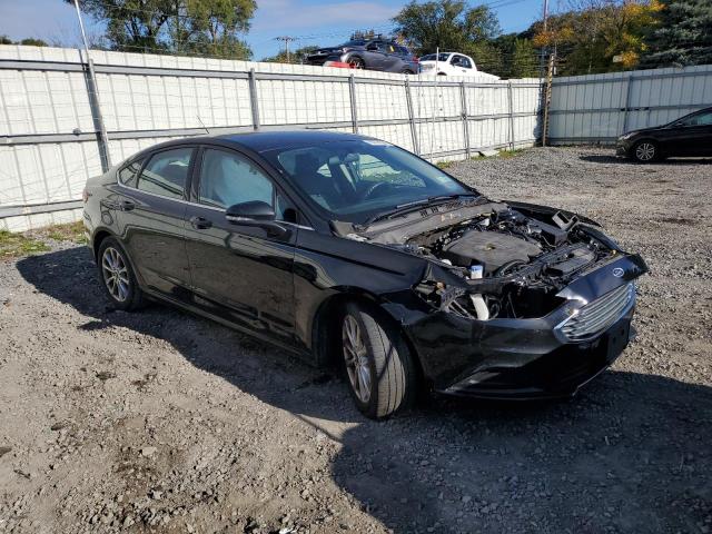 VIN 3FA6P0HD0HR303424 2017 Ford Fusion, SE no.4