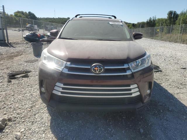 VIN 5TDKZRFH7KS338348 2019 Toyota Highlander, SE no.5