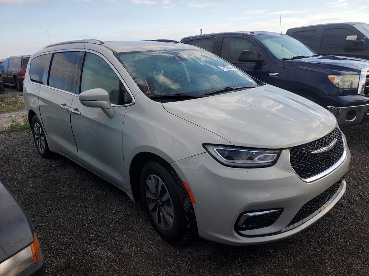 Lot #2991764443 2021 CHRYSLER PACIFICA H