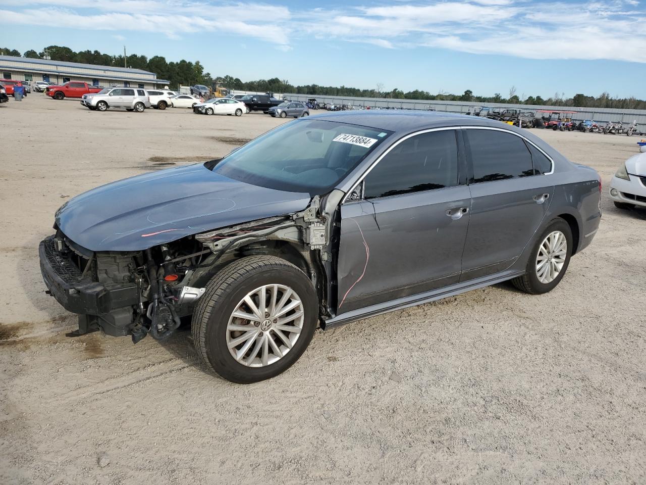 Lot #2902580928 2017 VOLKSWAGEN PASSAT R-L