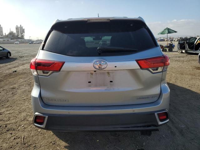 VIN 5TDDZRFH4HS476379 2017 Toyota Highlander, Limited no.6