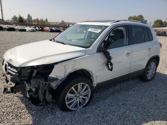 VIN WVGAV7AX4FW509990 2015 Volkswagen Tiguan, S no.1