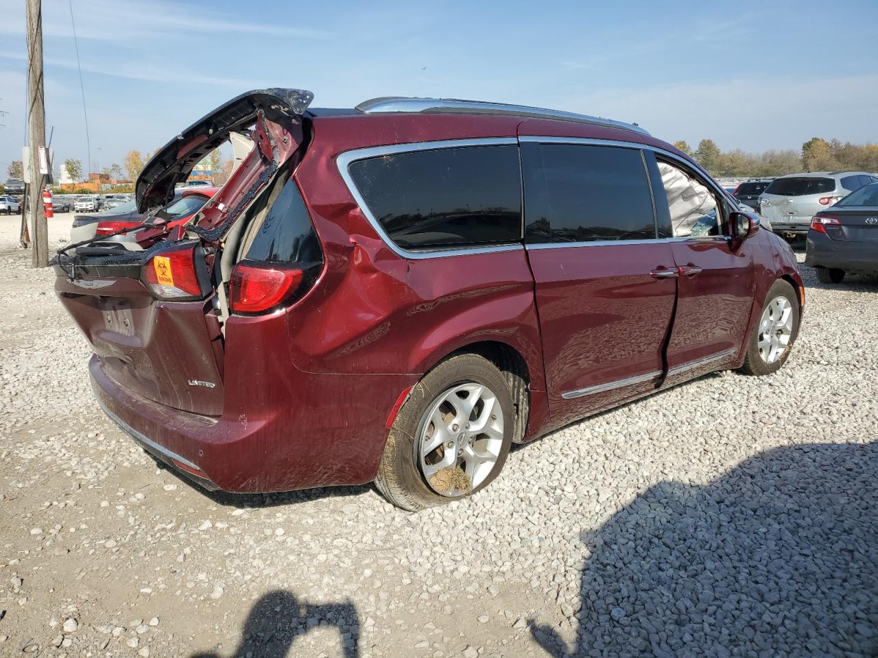 Lot #2988935568 2020 CHRYSLER PACIFICA L