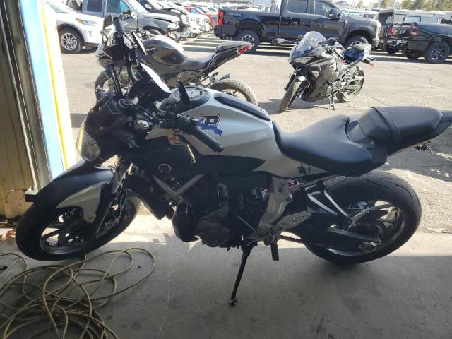 2015 YAMAHA FZ07 JYARM06E3FA000393