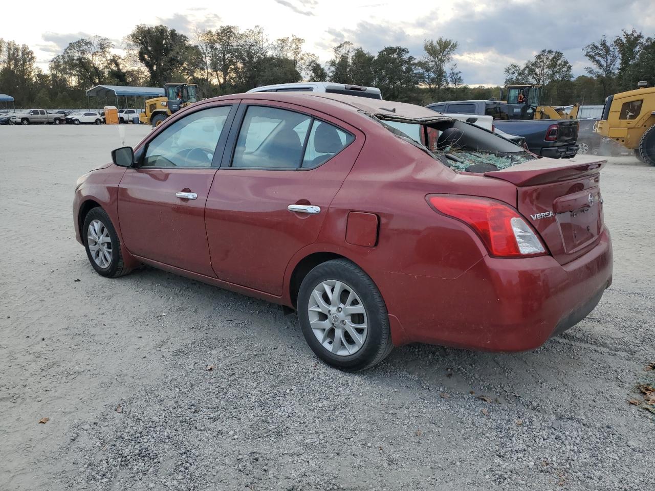 Lot #2924161162 2017 NISSAN VERSA S