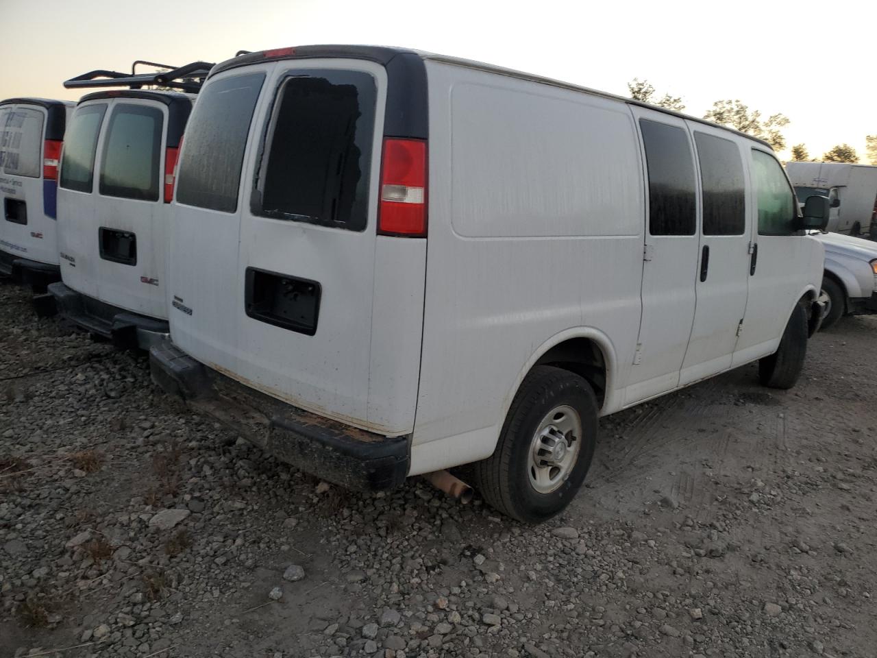 Lot #2924161158 2016 CHEVROLET EXPRESS G2