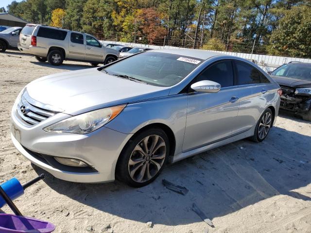 VIN 5NPEC4AC3EH851863 2014 Hyundai Sonata, SE no.1